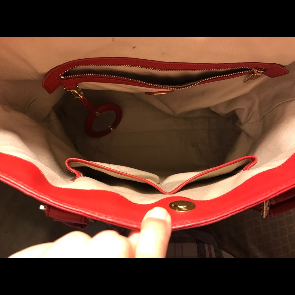 Handbag - Picture 6 of 8